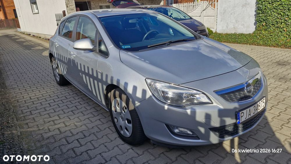 Opel Astra 1.4 T Active - 4