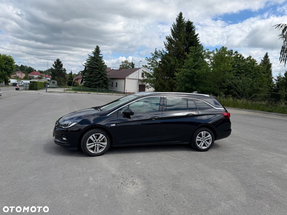 Opel Astra 1.6 CDTI Enjoy S&S - 2