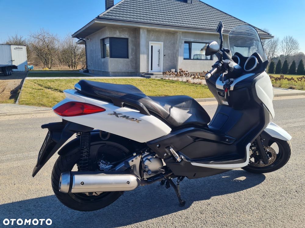 Yamaha X-max - 3