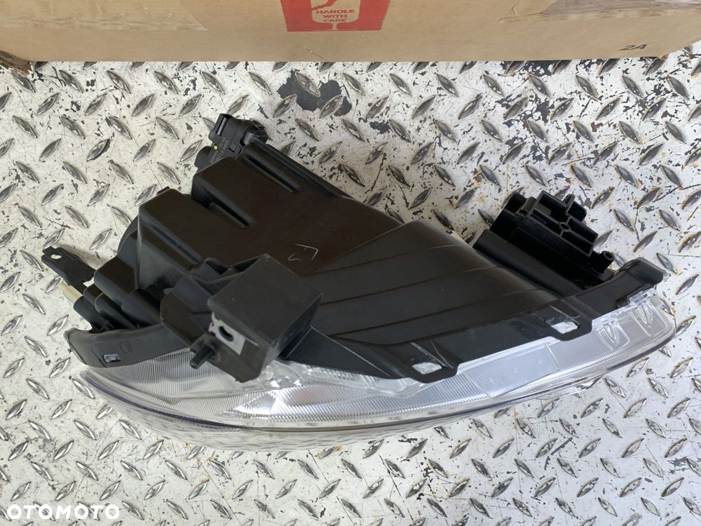 NOWA ORYGINALNA LAMPA LEWA PRZEDNIA NISSAN MICRA K13 LIFT 10-13 26060-1HB0B 260601HB0B - 13