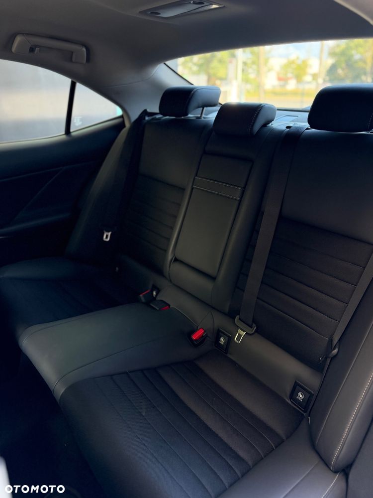 Lexus IS 300h Elegance - 7