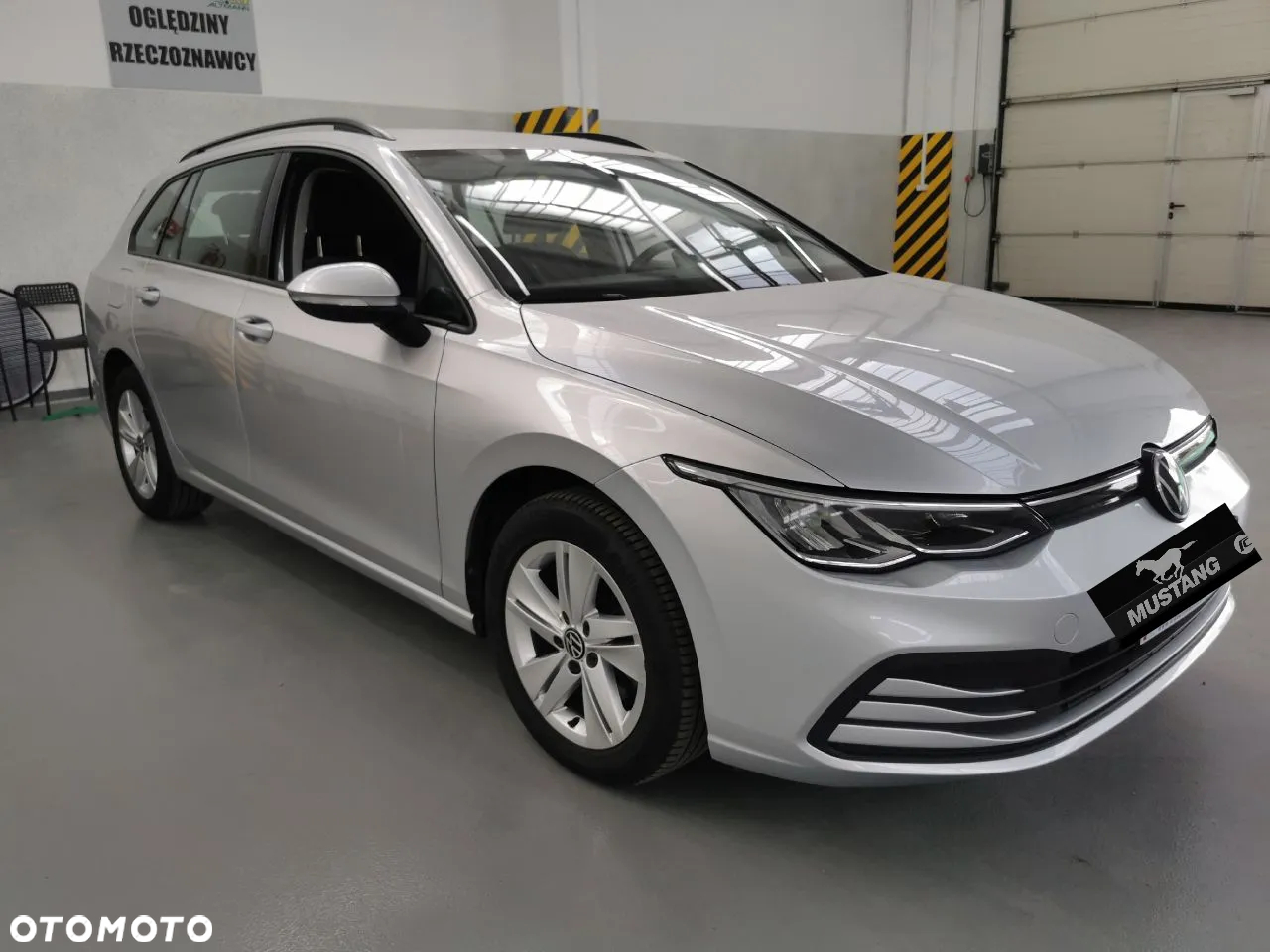 Volkswagen Golf VIII 1.5 TSI EVO Life - 3