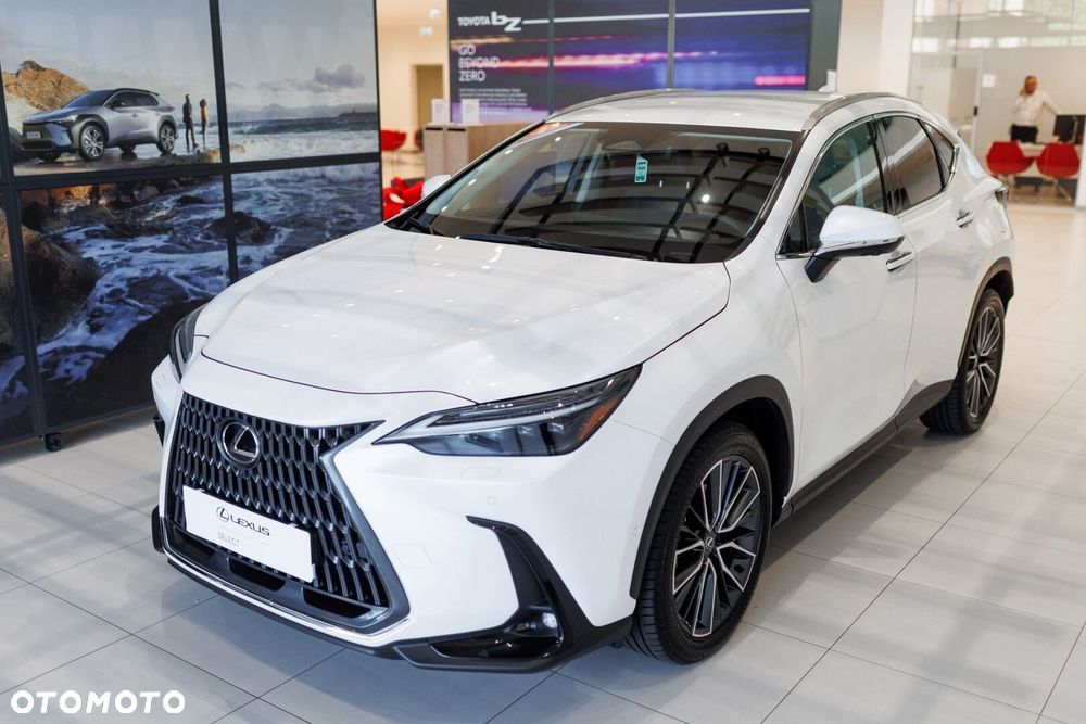 Lexus NX 450h+ Omotenashi AWD - 12