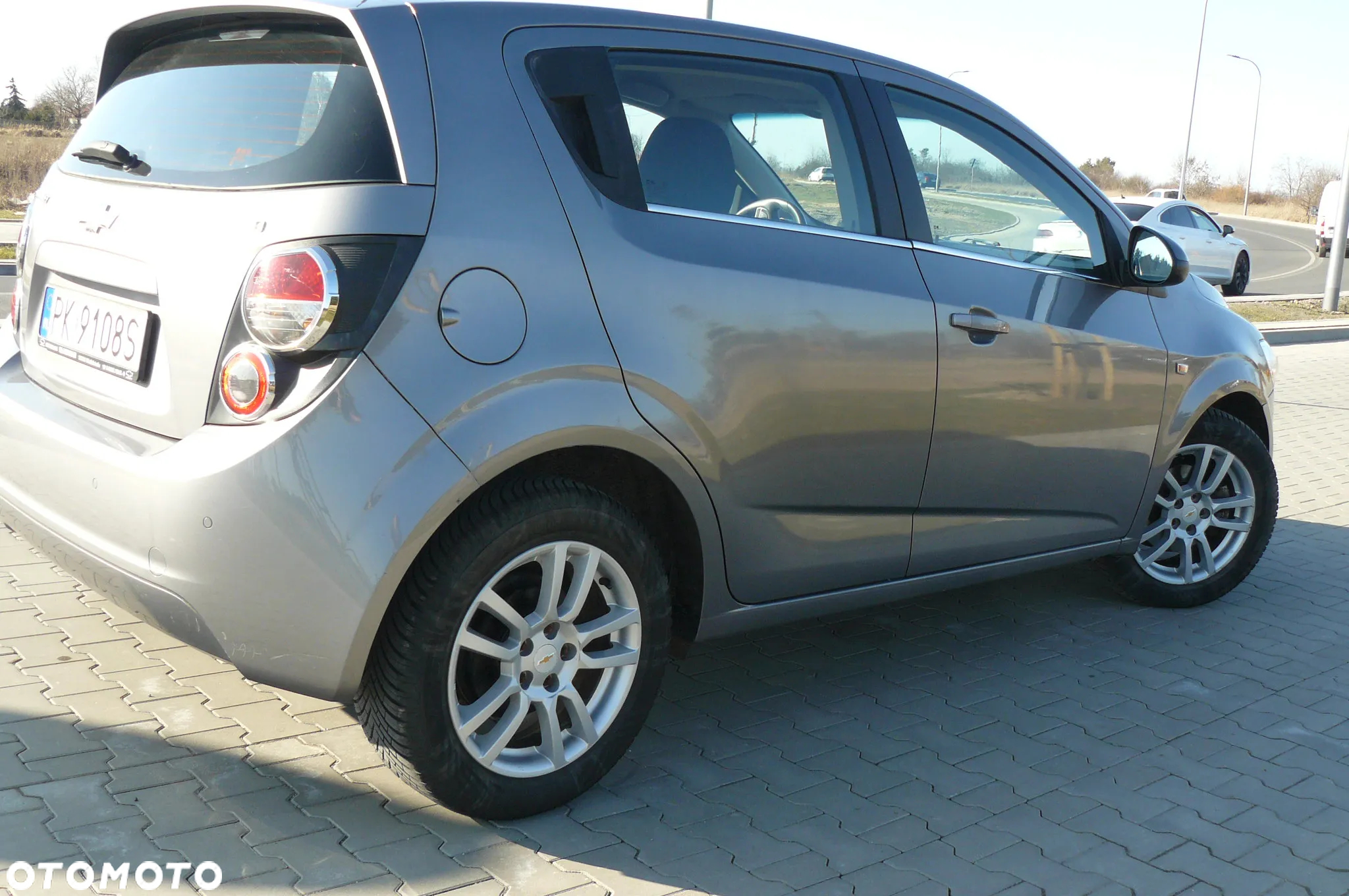 Chevrolet Aveo - 8