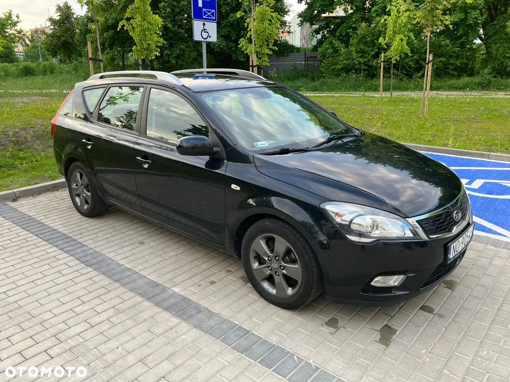Kia Ceed 1.4 Comfort + - 1