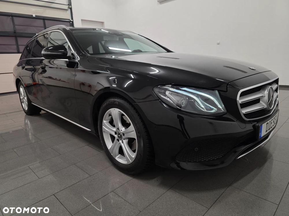 Mercedes-Benz Klasa E 220 d 9G-TRONIC AMG Line