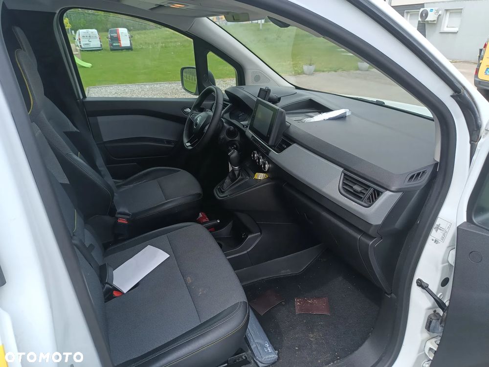 Renault Kangoo E-Tech - 6