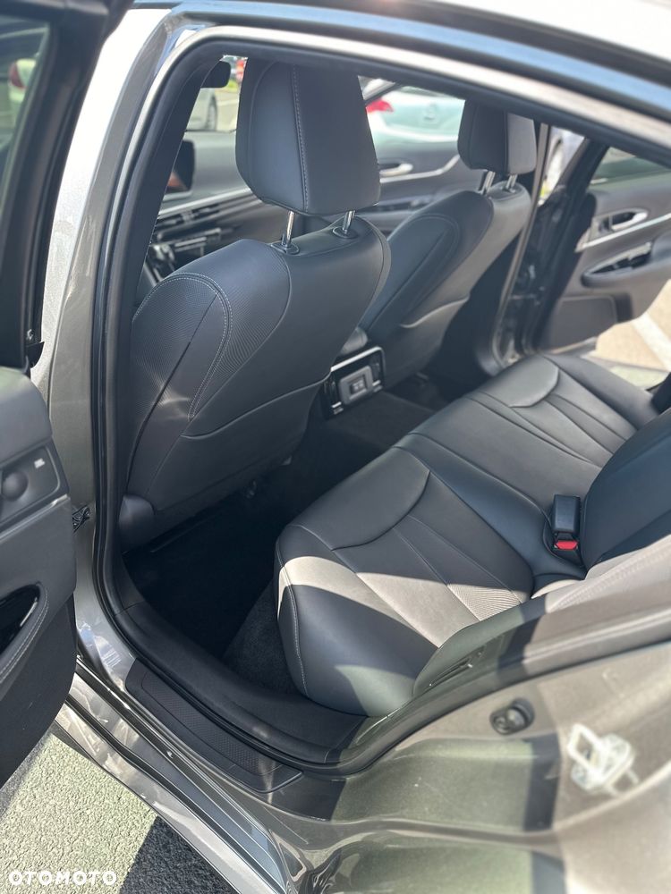 Toyota Mirai Prestige - 10