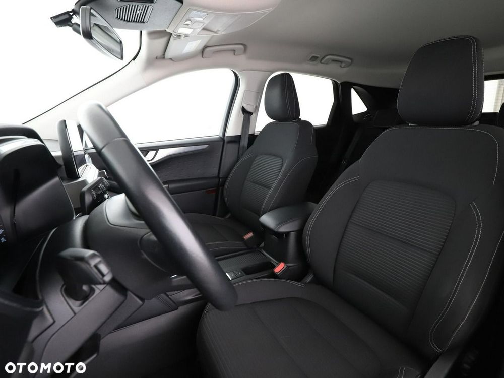 Ford Kuga 2.0 TDCi 2x4 Titanium - 14