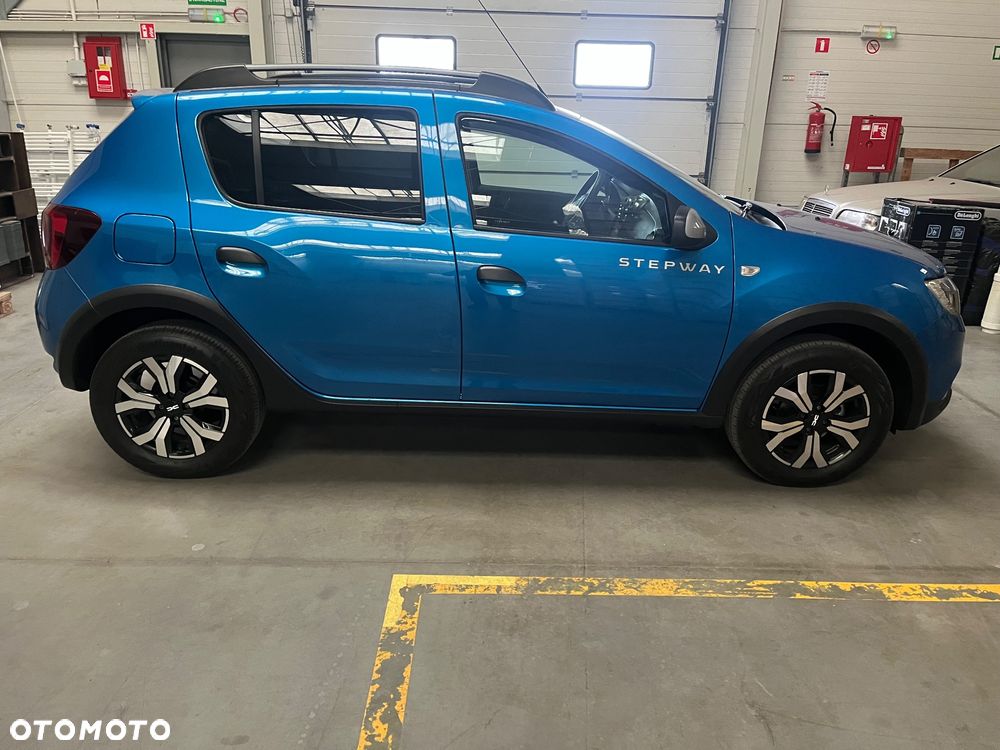 Dacia Sandero TCe 90 Celebration - 3