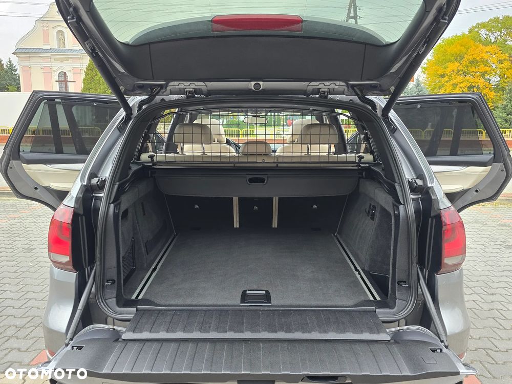 BMW X5 3.5i xDrive - 38