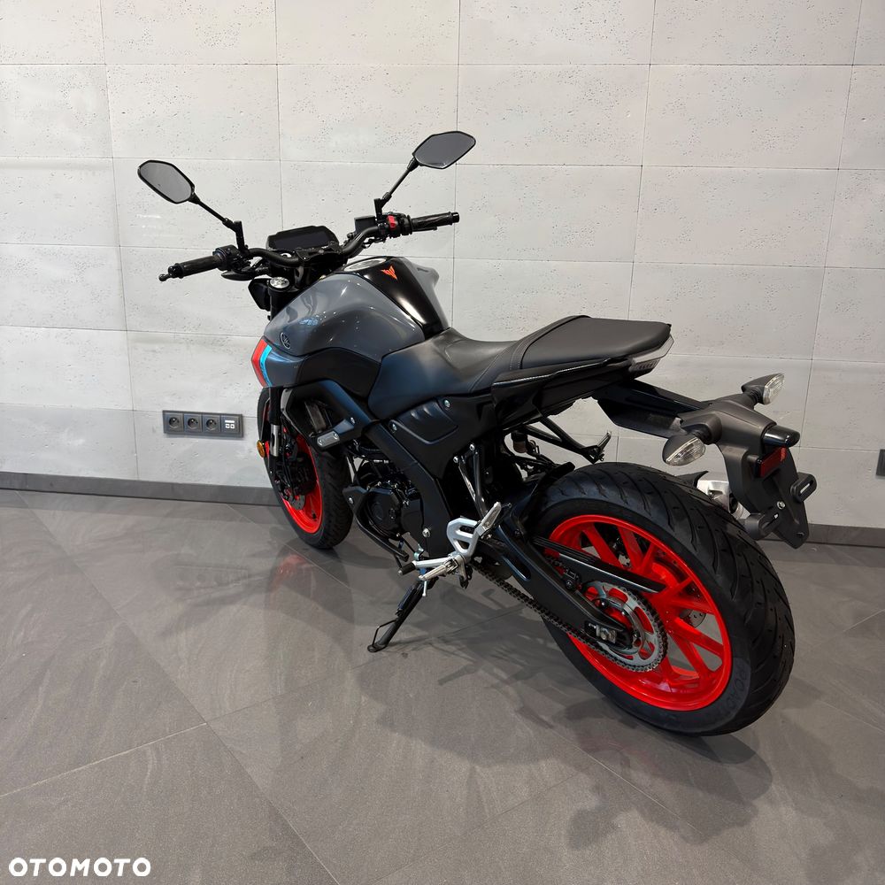 Yamaha MT - 9
