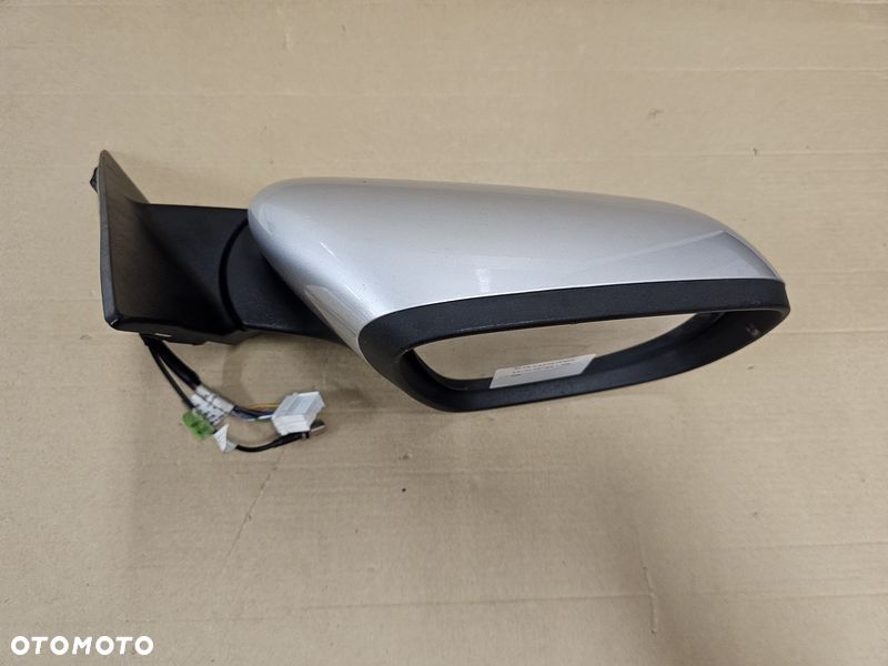 DR 6 DR6 CHERY TIGO 2022- LUSTERKO DRZWI PRAWE 8 PIN - 6