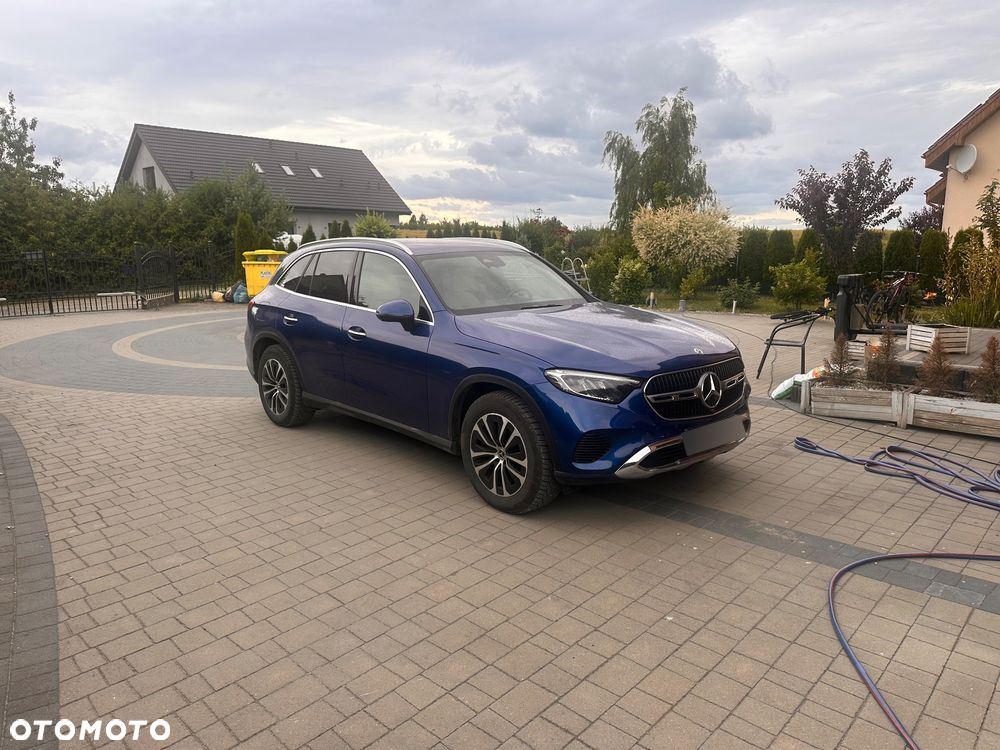 Mercedes-Benz GLC - 2