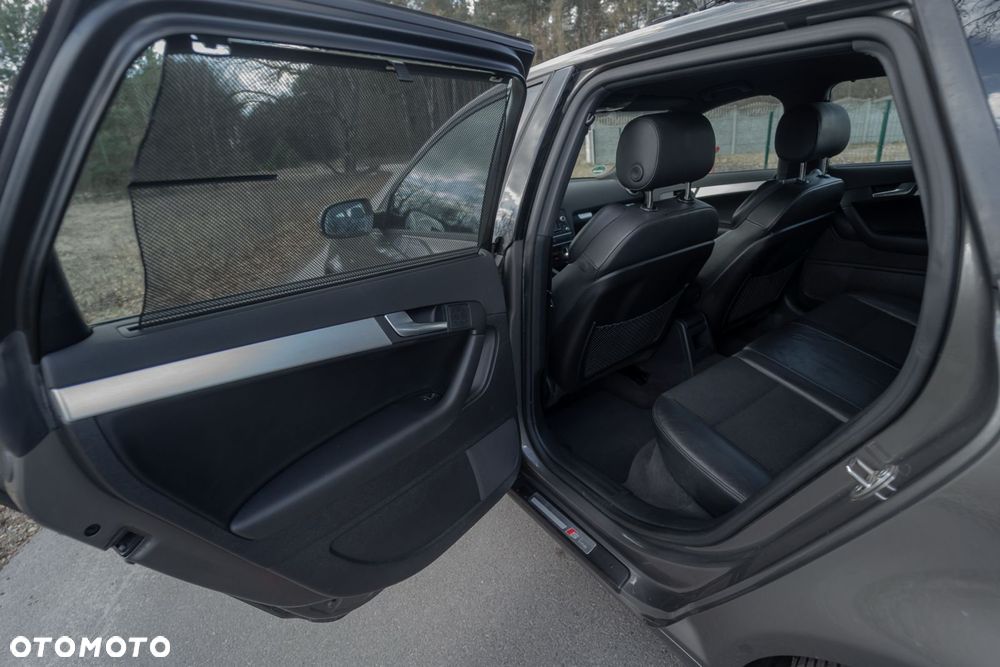 Audi A3 Sportback 2.0 TFSI (DSG) S tronic S line Sportpaket plus - 28