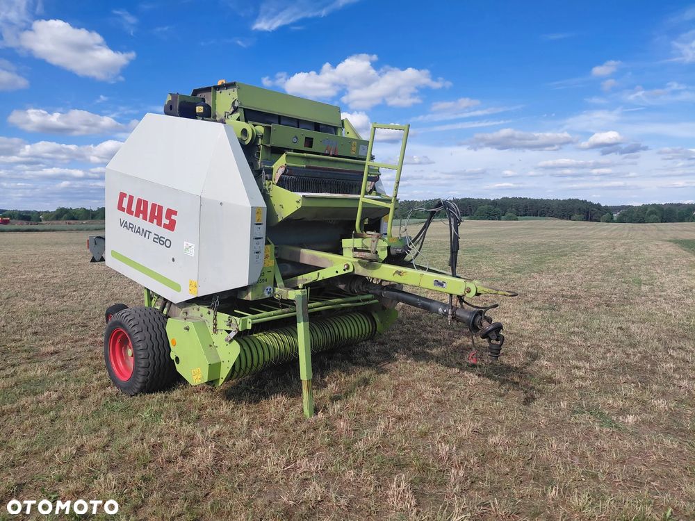 Claas Variant 260 - 1