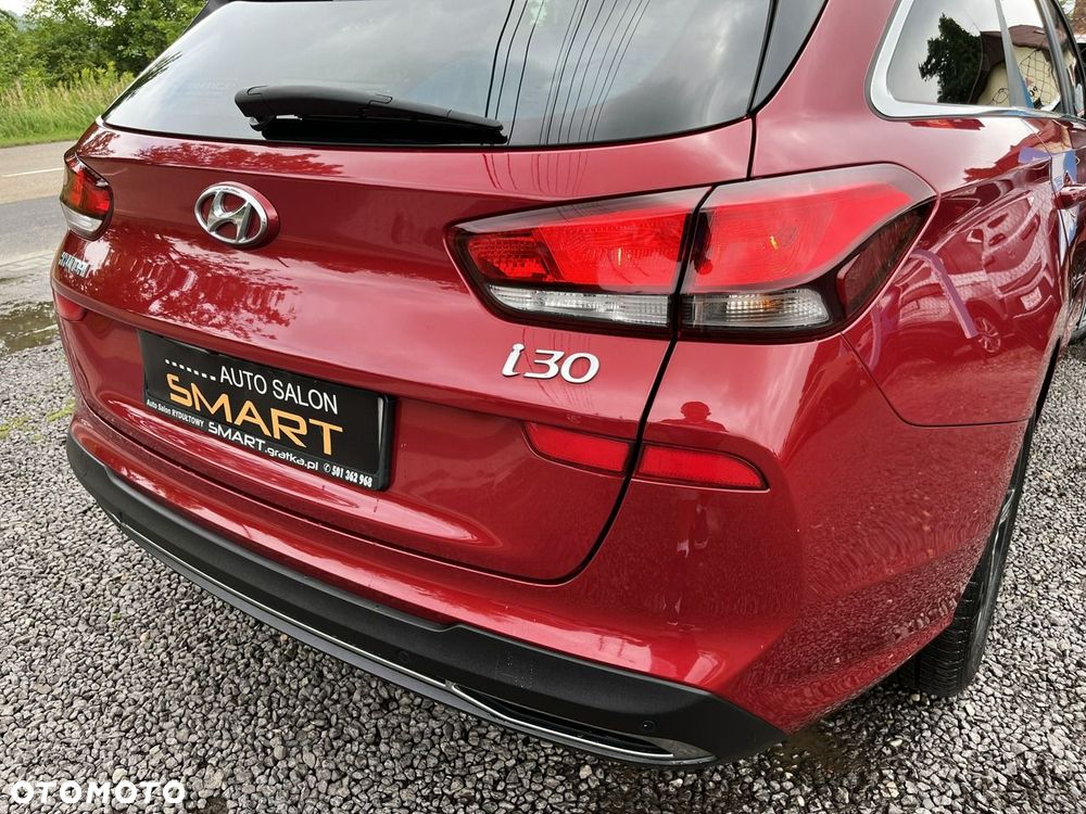 Hyundai i30 - 23