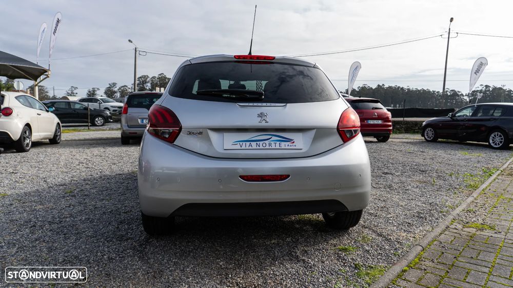 Peugeot 208 PureTech 82 Start & Stop Allure - 9