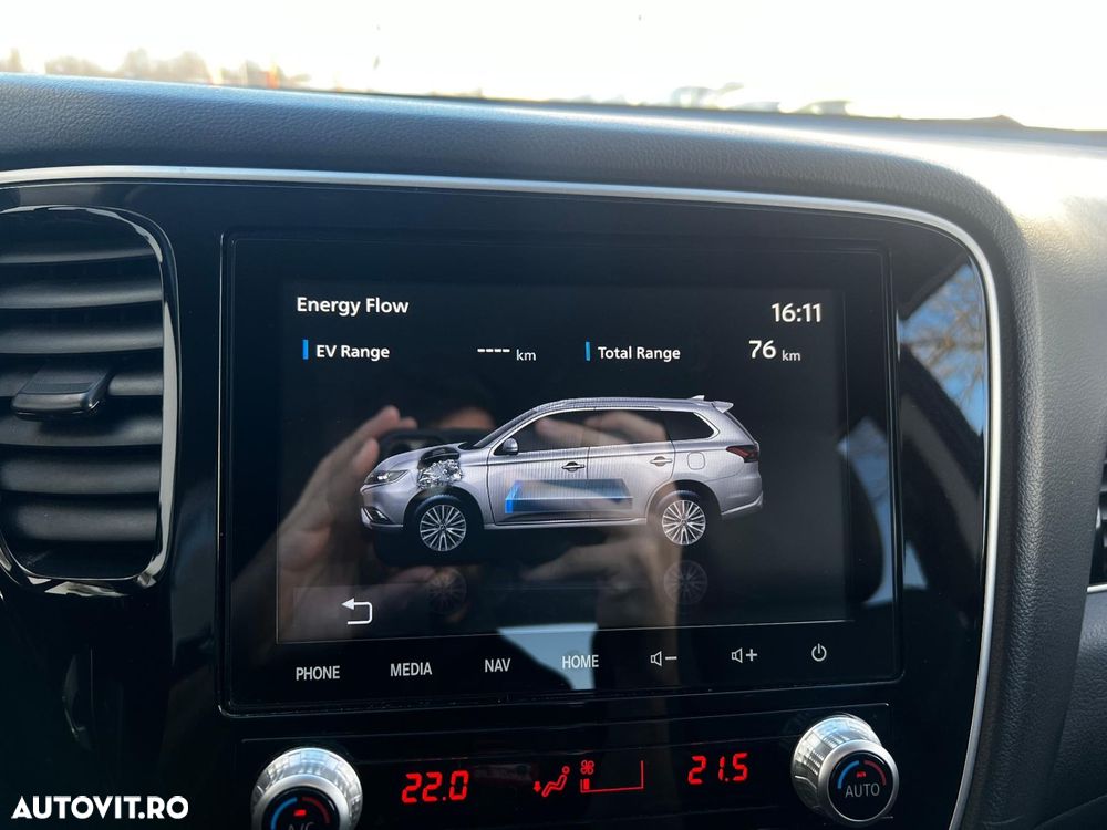 Mitsubishi Outlander 2.4 4WD - 25