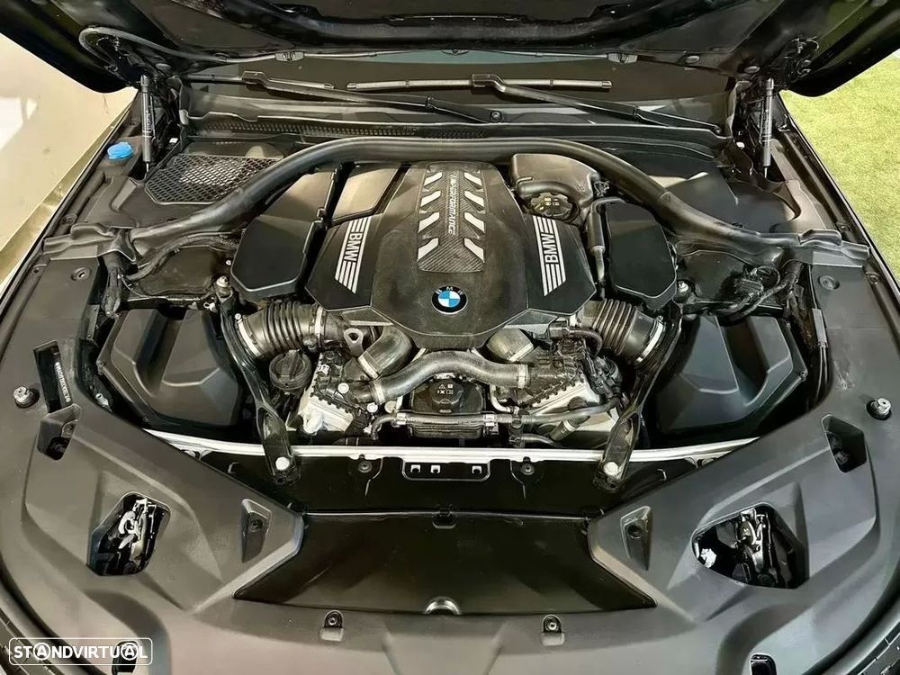 BMW M850i Gran Coupé xDrive - 53