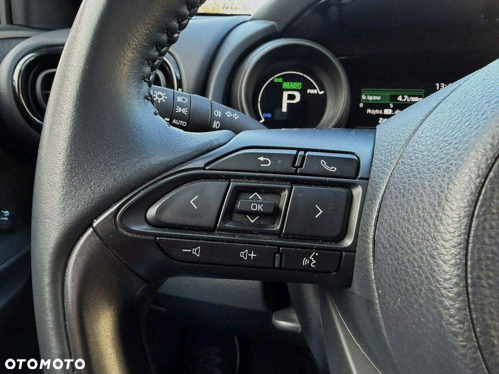 Toyota Yaris Hybrid 1.5 Style - 16