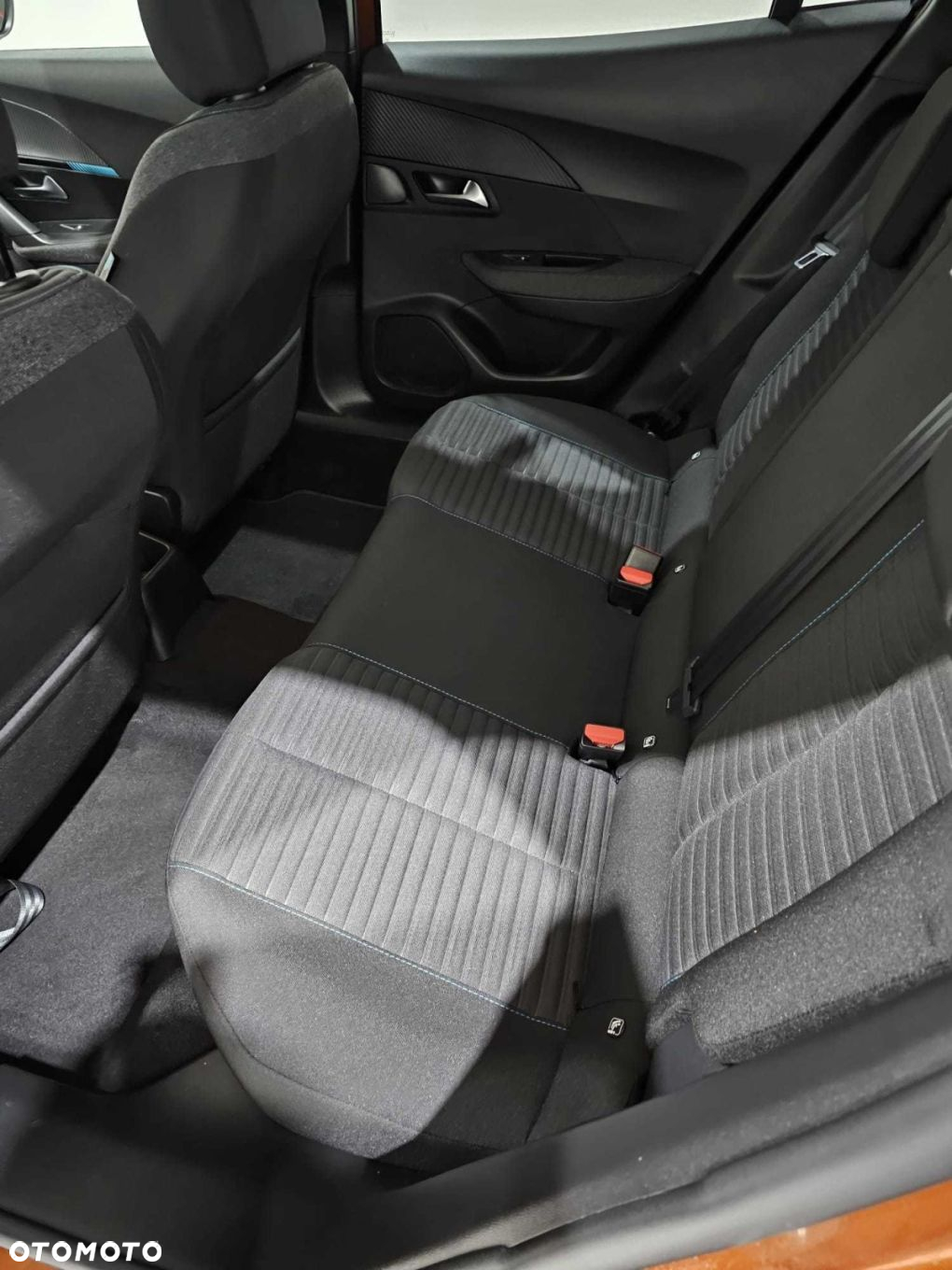 Peugeot 2008 - 17
