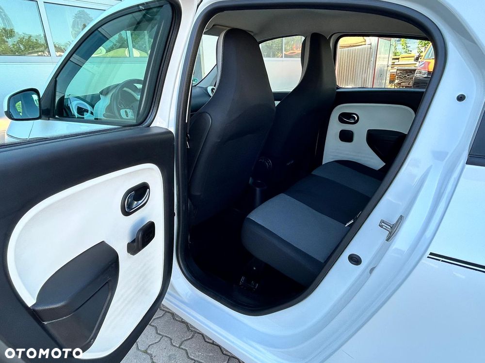 Renault Twingo SCe 70 Intens - 17