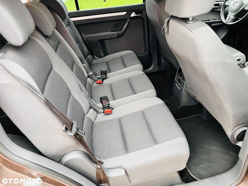 Volkswagen Touran 1.6 TDI DPF Trendline - 9