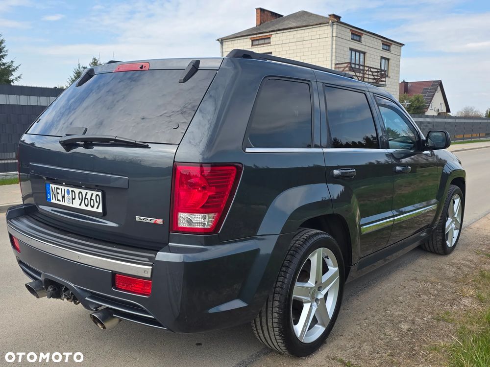 Jeep Grand Cherokee - 4