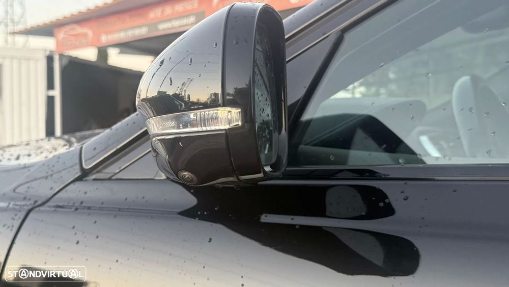 Jaguar XE 2.0 D200 R-Dynamic S - 28