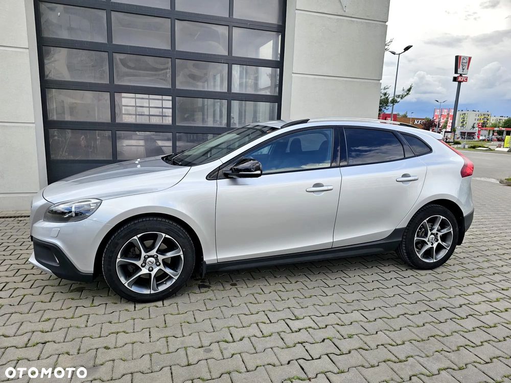 Volvo V40 Cross Country D2 Summum - 1