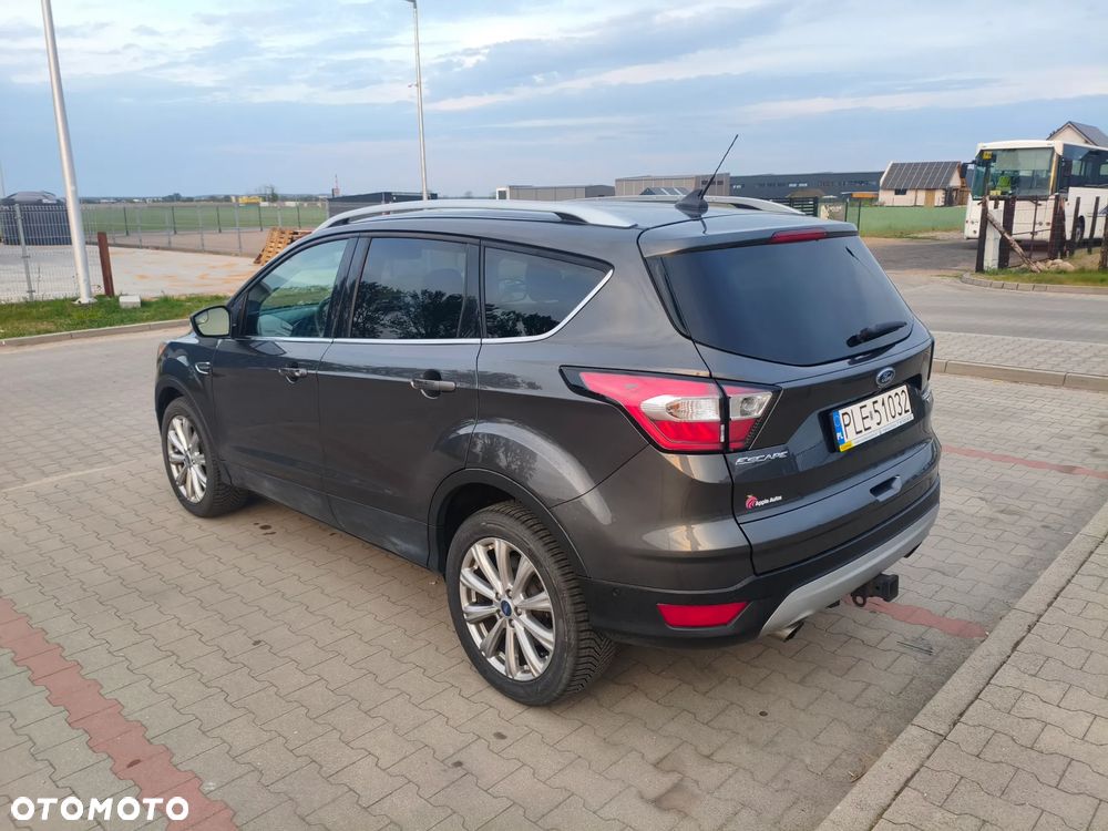 Ford Escape 2018 photo 2