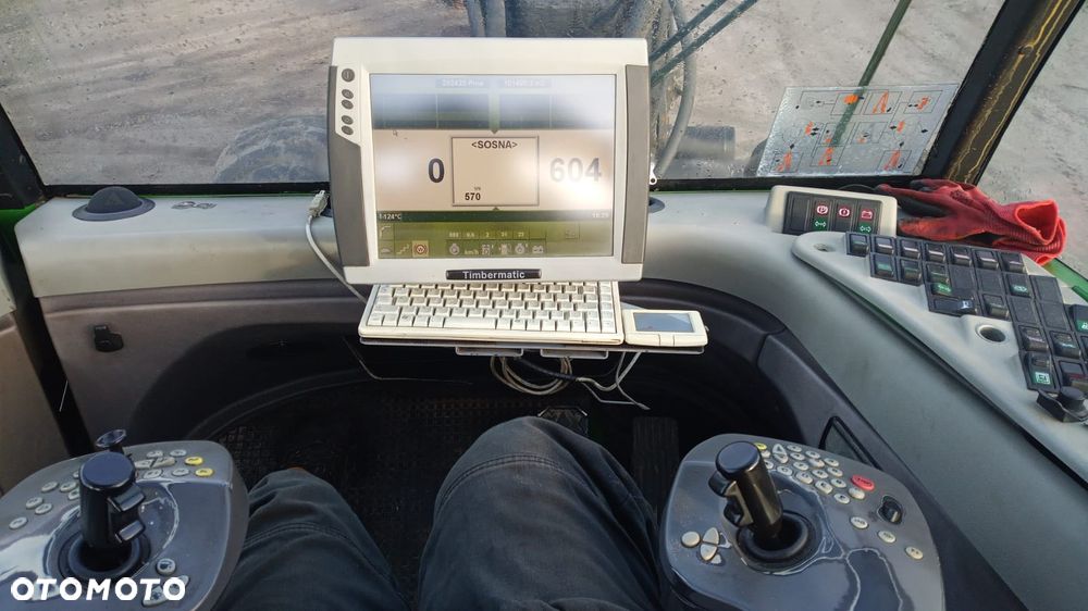 John Deere 1470D - 32