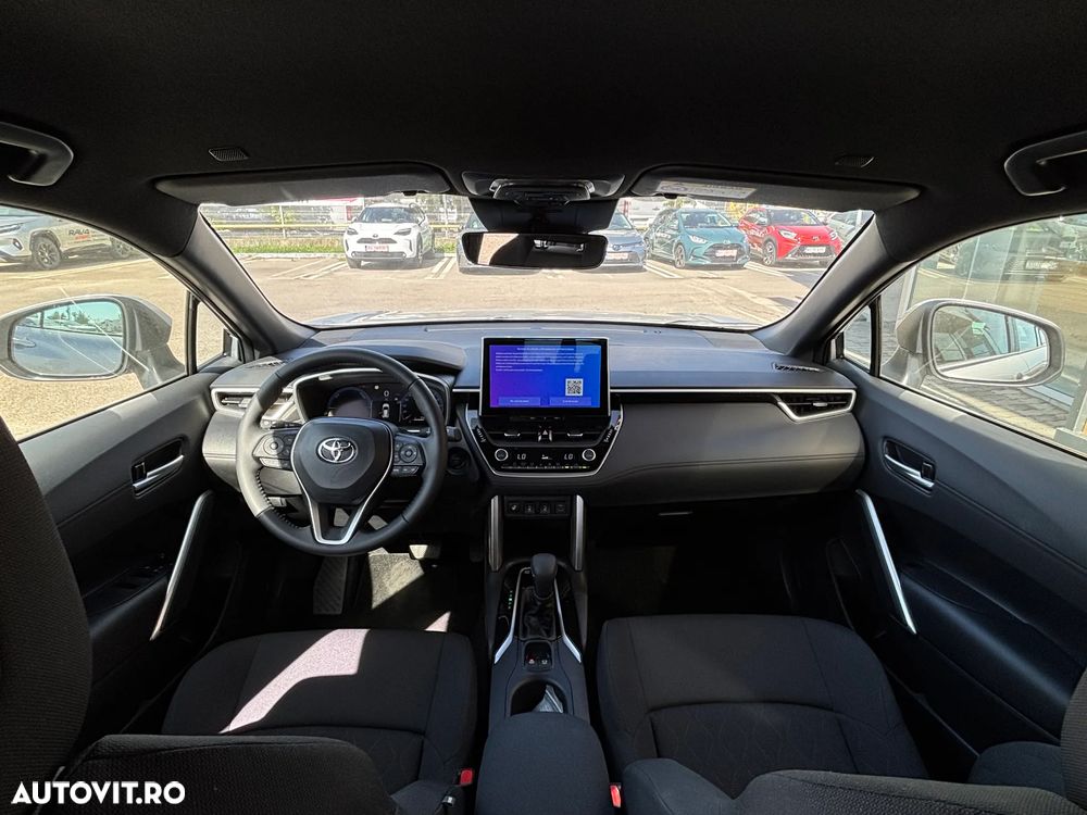 Toyota Corolla Cross - 19
