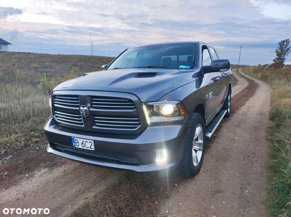 Dodge RAM 1500 5.7 4x4 - 15