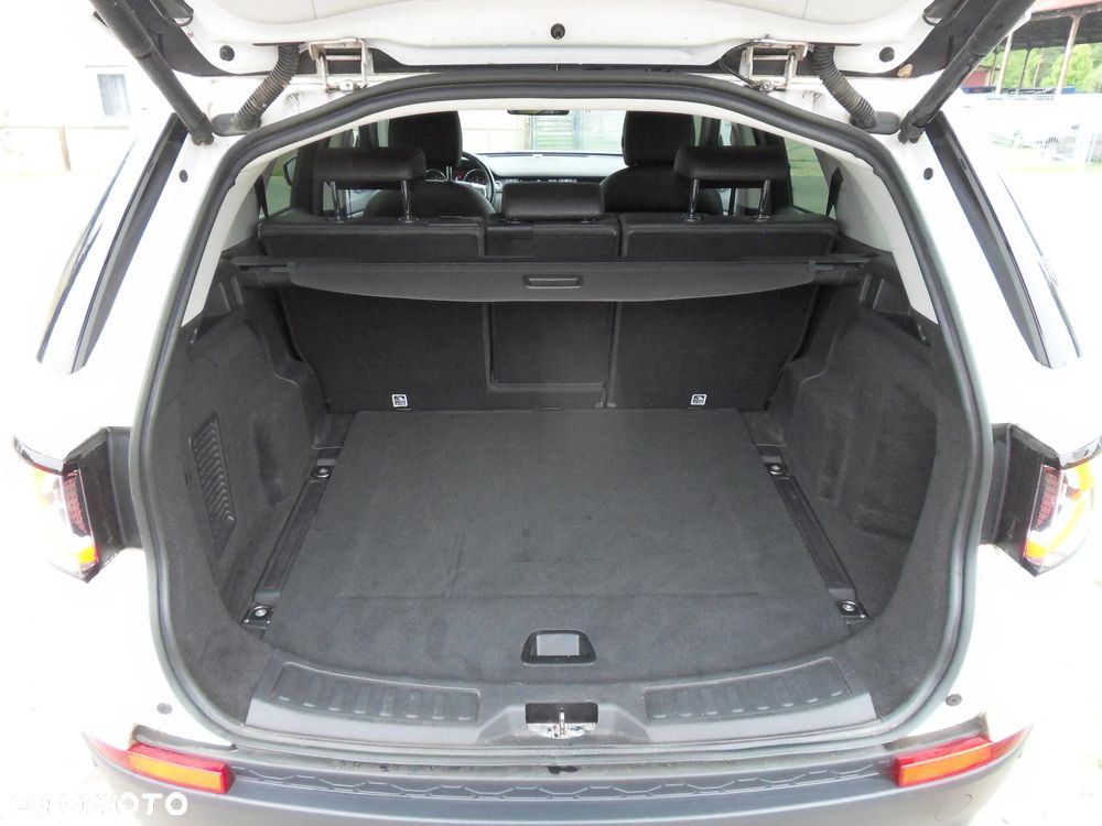 Land Rover Discovery Sport 2.0 TD4 HSE Luxury - 11