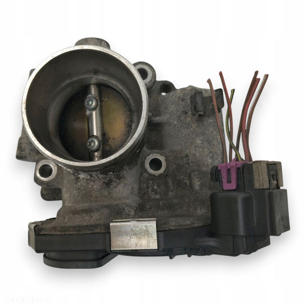 PRZEPUSTNICA OPEL Corsa D E Astra J 1.2 1.4 55562270 Bosch - 5