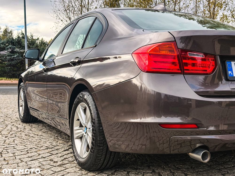 BMW Seria 3 - 30