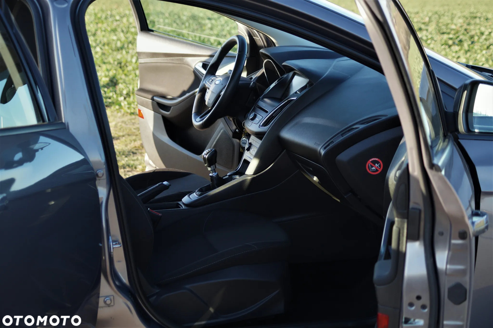 Ford Focus - 25