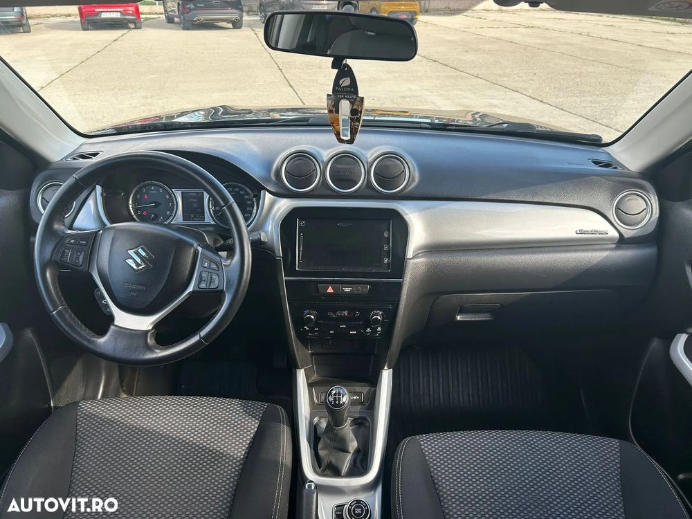 Suzuki Vitara 1.6 4X4 Spirit - 22