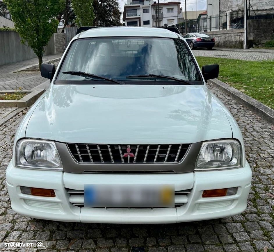 Mitsubishi L200 2.5 TD CD CM - 2