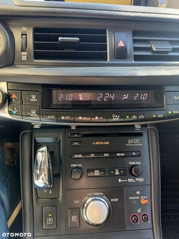 Lexus CT - 30