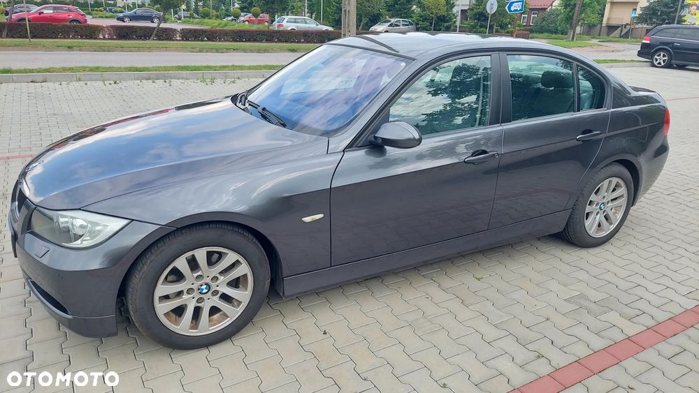 BMW Seria 3 318i - 17