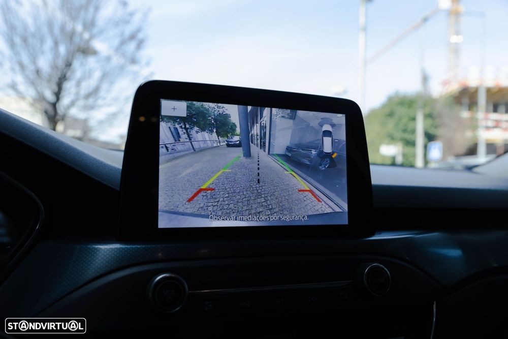 Ford Focus SW 1.0 EcoBoost Active Aut. - 30