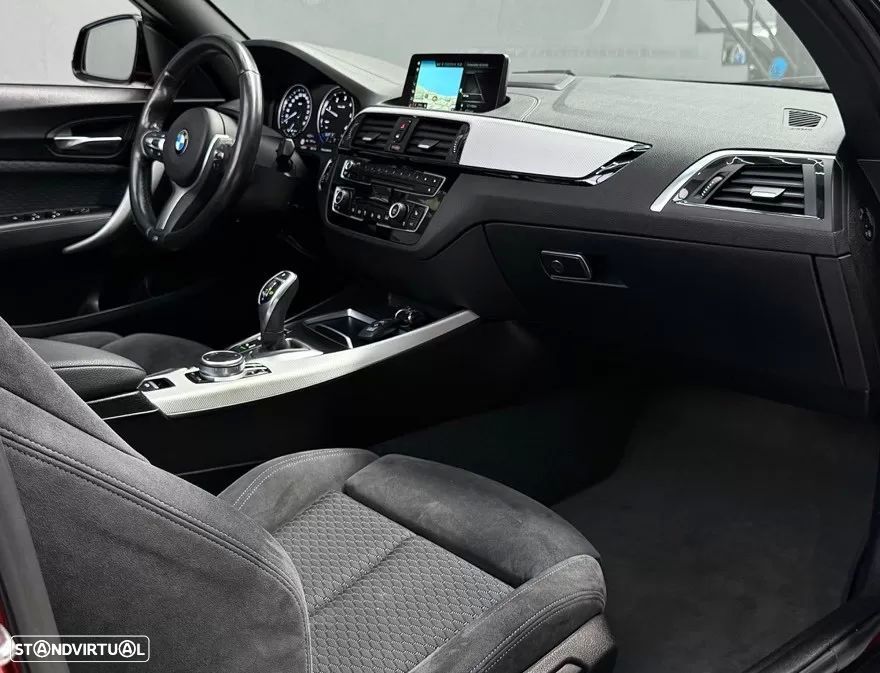 BMW 220 d Cabrio Pack M Auto - 30