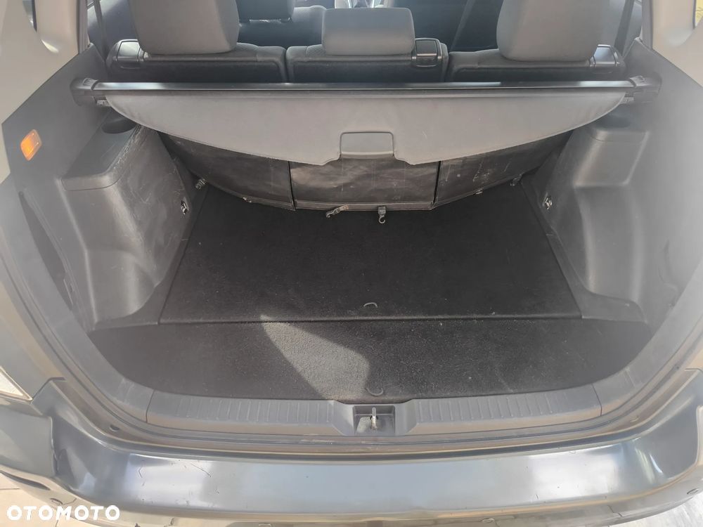Toyota Corolla Verso 1.8 Luna - 11
