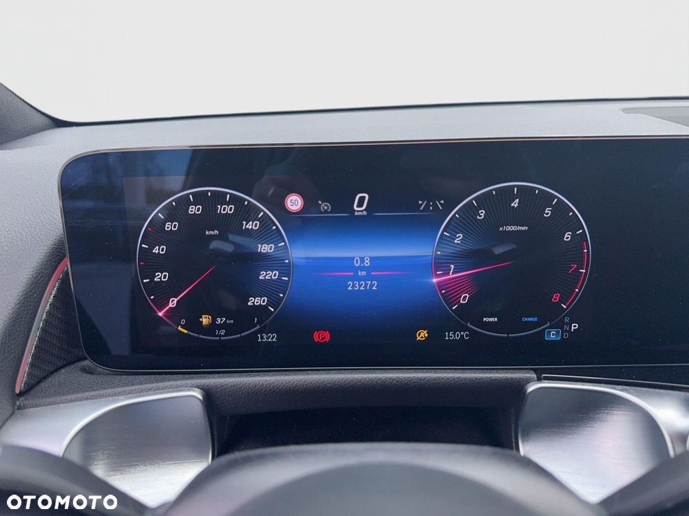 Mercedes-Benz GLB 200 AMG Line 7G-DCT - 13