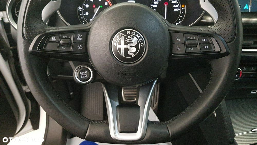 Alfa Romeo Stelvio - 27