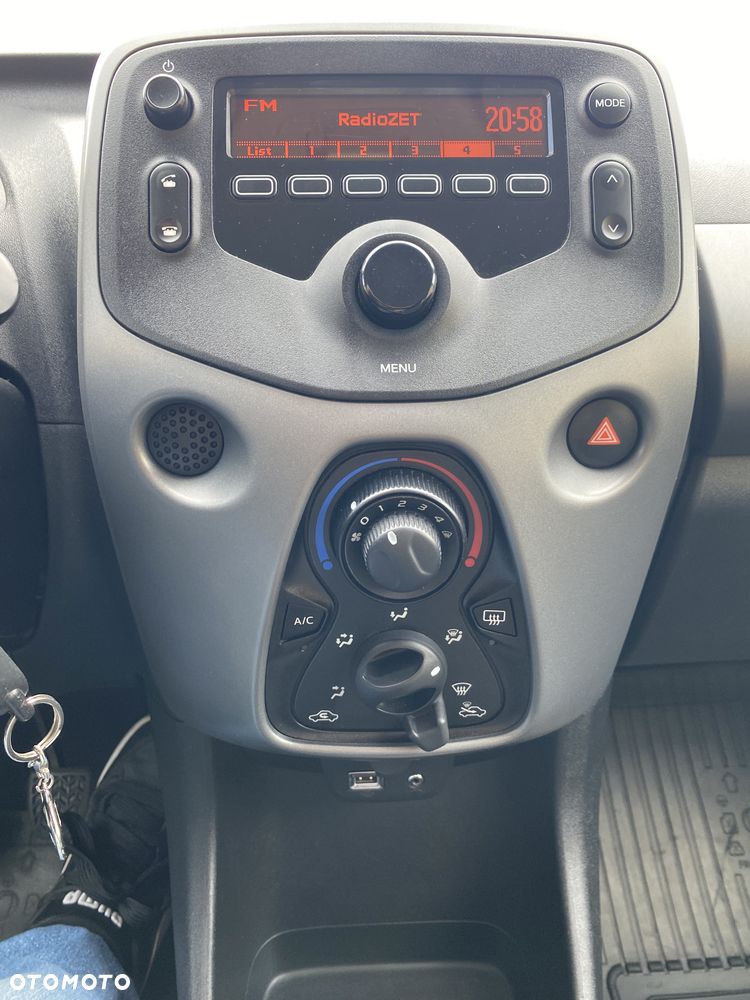 Toyota Aygo 1.0 VVT-i Color Edition - 22