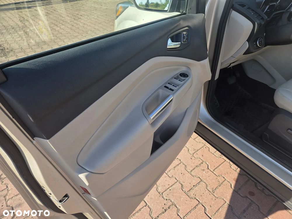 Ford Escape - 10
